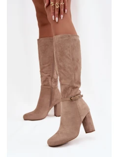 Topánky na podpätku model 219583 Krok vo veľkom štýle