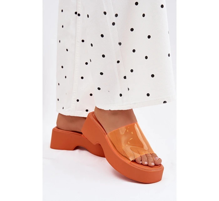 Dámské sandály na platformě s páskem Oranžové model 22107254 - Boto