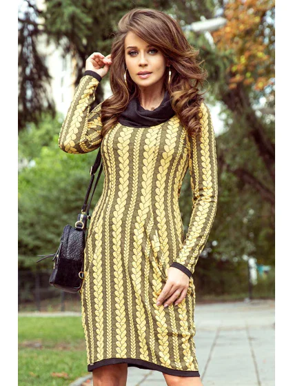 Dámske šaty s rolákom, vreckami a vrkôčiky v medovej farbe 277-1