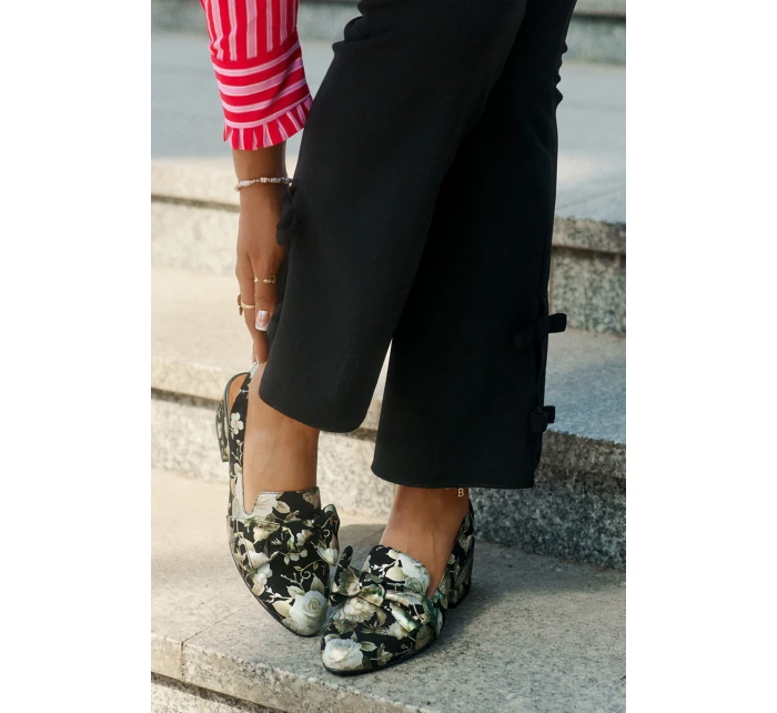 Kožené Lodičky S A Mašlí Černé model 21694748 - Maciejka