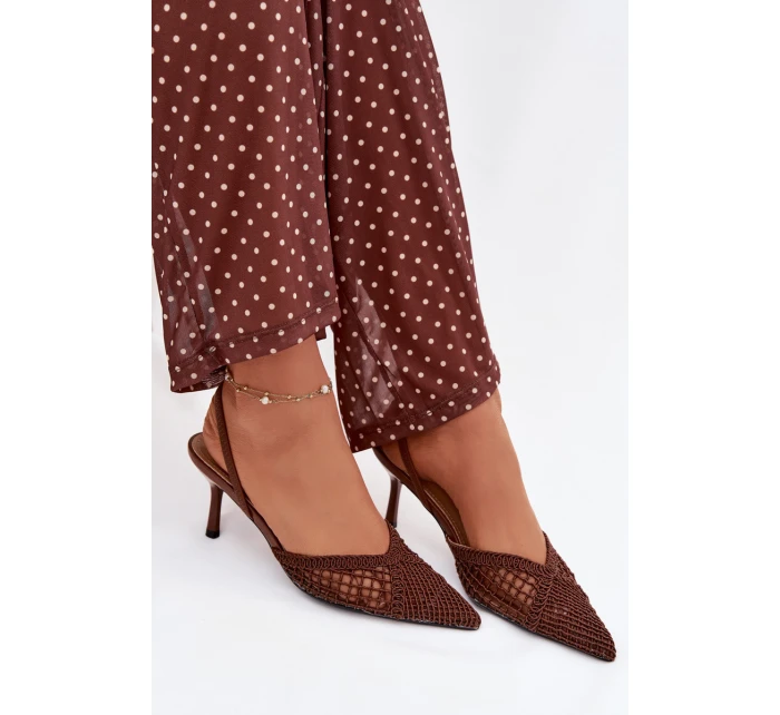 Kožené sandály s pletením na hnědé model 21919237 - Boto