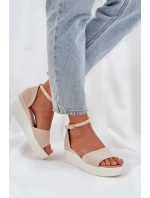 Lekkie Sandały Na Platformie I Delikatnym Koturnie Jasnobeżowe Gillifia Lekkie Sandały Na Platformie I Delikatnym Koturnie Jasnobeżowe Gillifia