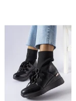 Topánky na klinovom podpätku model 206574 Solea Topánky na klinovom podpätku model 206574 Solea