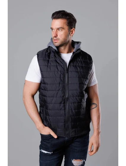 Čierna pánska prešívaná vesta s kapucňou (8M983-392)