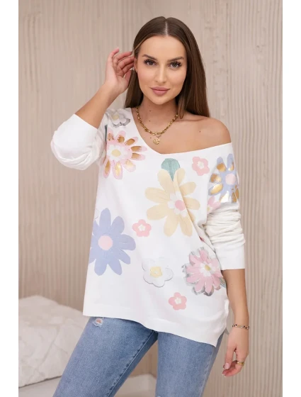 Svetrová halenka s barevnými květy model 19482514 - K-Fashion Svetrová halenka s barevnými květy model 19482514 - K-Fashion