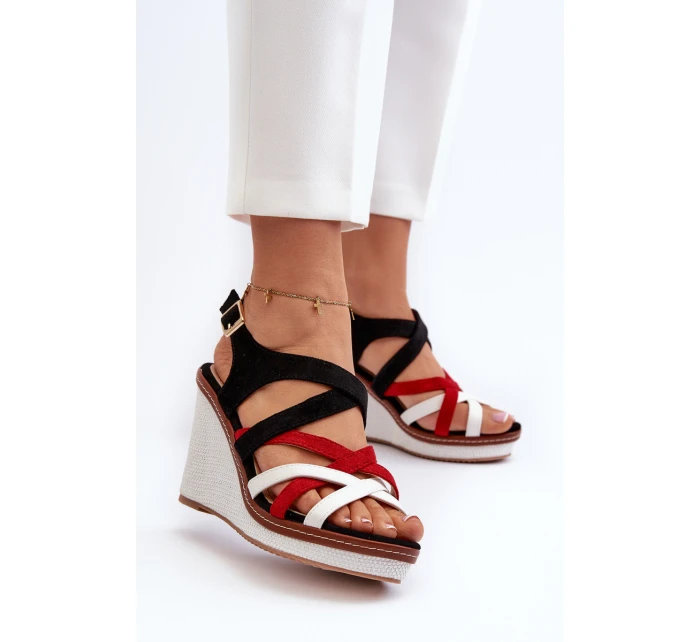 Sandały Na Koturnie Z Paseczkami Czarne Ellen