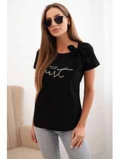 Dámská bavlněná halenka s mašlí na model 22014303 a s potiskem černá - K-Fashion