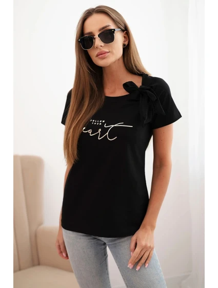 Dámská bavlněná halenka s mašlí na model 22014303 a s potiskem černá - K-Fashion