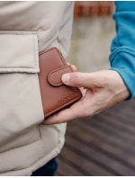 Peňaženka VUCH Aris Brown