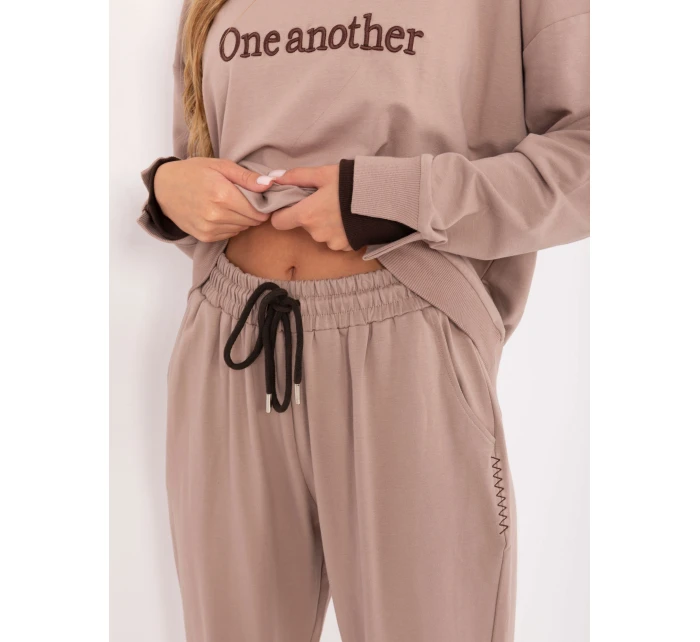 Súprava RV KMPL A883.68 tmavá lila