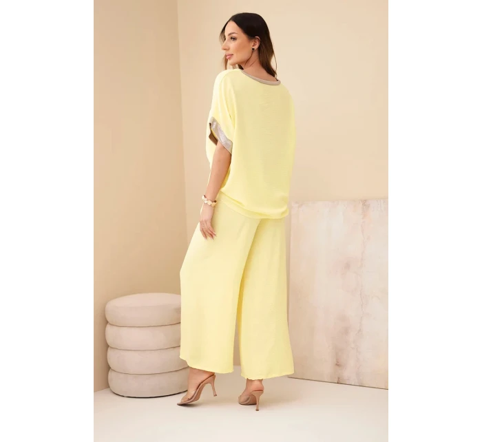 Viskóza so zlatým lemovaním žltá Viskóza so zlatým lemovaním žltá