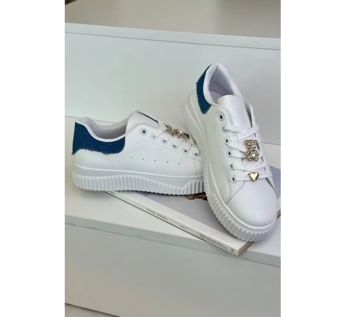 Nízke tenisky z ekokože s odznakmi bielej a modrej farby Cillione Nízke tenisky z ekokože s odznakmi bielej a modrej farby Cillione