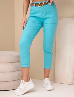 Dámské jarní kalhoty Boyfriend s vysokým pasem a páskem model 21951874 tyrkysové - K-Fashion