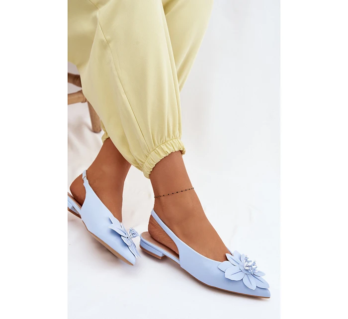 Dámské sandály na ploché podrážce s květem modré model 22102837 - Boto