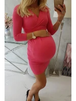 Priliehavé šaty s prestrihom pod prsiami fuchsiová Priliehavé šaty s prestrihom pod prsiami fuchsiová