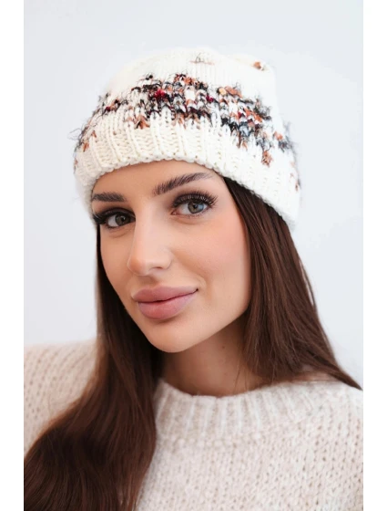 Dámska zimná čiapka s nórskym vzorom a silným úpletom K351 ecru+red Dámska zimná čiapka s nórskym vzorom a silným úpletom K351 ecru+red