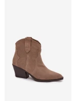 Topánky na podpätku model 219127 Krok vo veľkom štýle