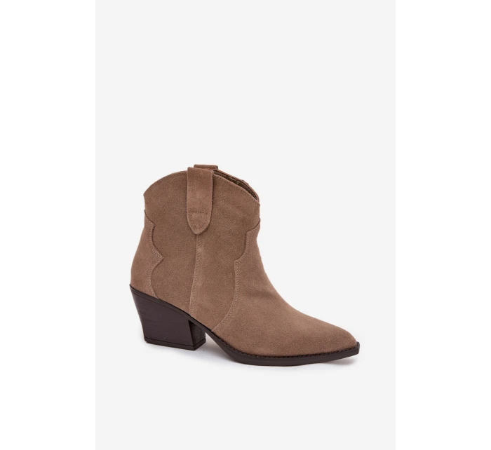 Topánky na podpätku model 219127 Krok vo veľkom štýle