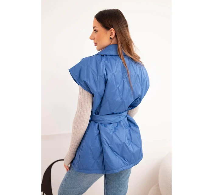 Dámská prošívaná vesta s páskem a širokým límcem chabrová