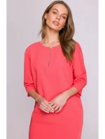 Šaty uvolněného střihu s výstřihem s  korálová barva model 20966115 - STYLOVE