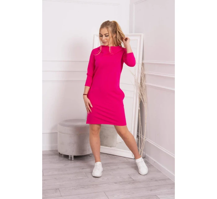 Šaty s kapucí a kapsami fuchsiové barvy