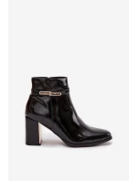 Lakované kozačky na podpatku s páskem černé model 21747908 - Boto