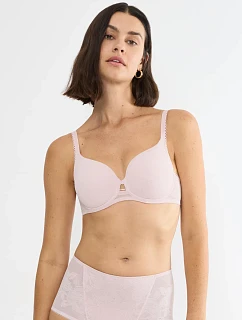 Triumph - Wild Rose Sensation: tvarujúca podprsenka s košíčkom Spacer Cup Triumph