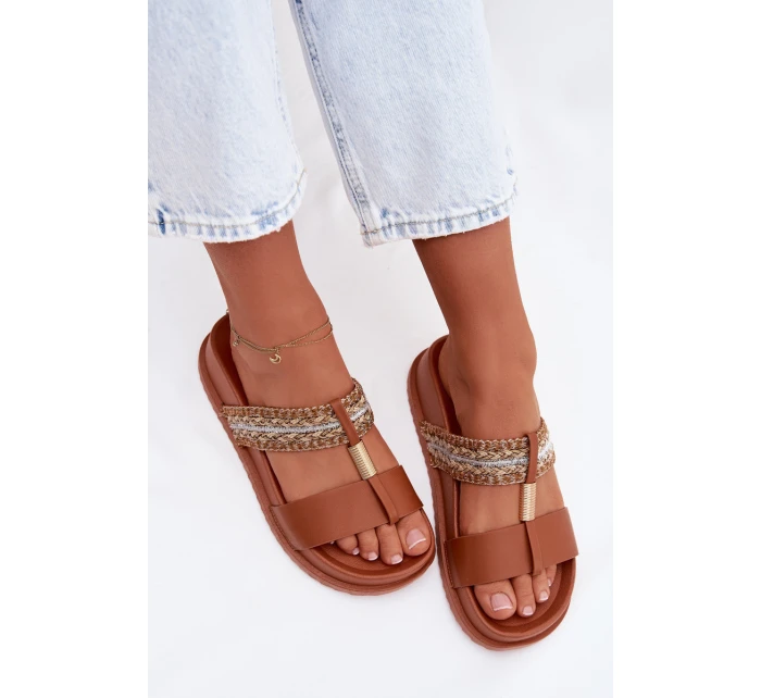 Dámské platformové sandály s pásky a zlatým detailem Camel Tahlia Dámské platformové sandály s pásky a zlatým detailem Camel Tahlia