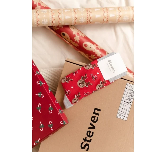 Pánské vánoční ponožky model 21327636 4146 - Steven Pánské vánoční ponožky model 21327636 4146 - Steven