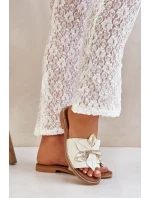 Klapki Z Ozdobą Skóra Naturalna Zazoo 3667 Białe Klapki Z Ozdobą Skóra Naturalna Zazoo 3667 Białe