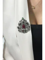 Brošňa XZ459-191 strieborná + červená