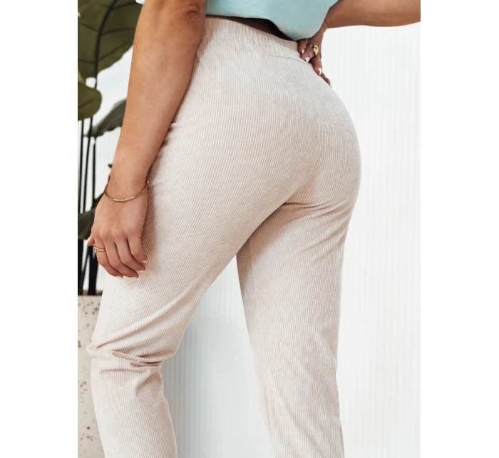 Dámské tepláky beige Dstreet model 21975697 - FashionStreet Dámské tepláky beige Dstreet model 21975697 - FashionStreet