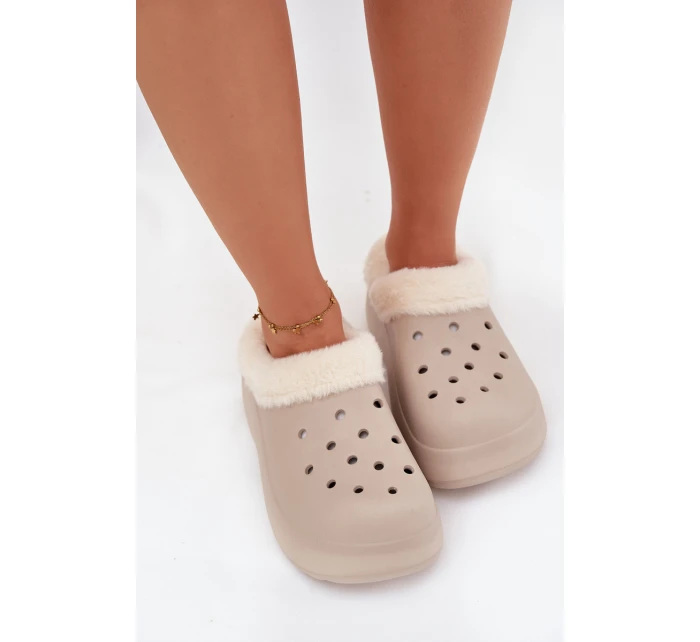 Pěnové dámské pantofle s kožešinou Khaki model 21772610 - Boto Pěnové dámské pantofle s kožešinou Khaki model 21772610 - Boto