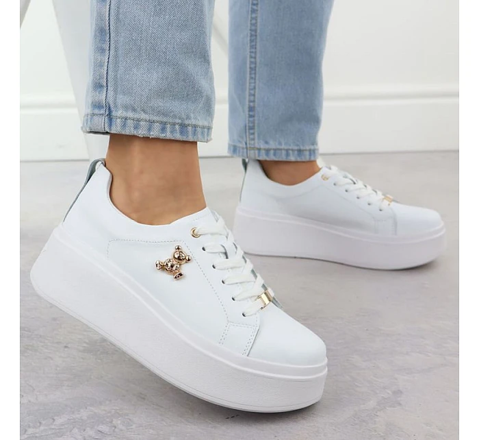 boty na platformě W model 22051413 - FILIPPO boty na platformě W model 22051413 - FILIPPO