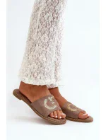 Papuče model 198615 Krok vo veľkom štýle