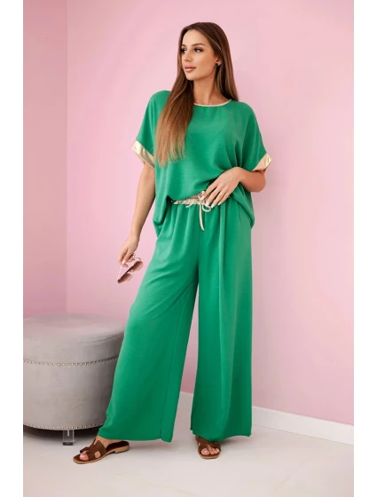 Viskózový komplet se zlatým lemováním zelený
