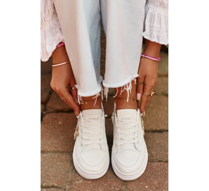 Dámské sportovní boty na platformě model 22010082 Bílá - VINCEZA