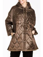 Hnedá dámska prešívaná bunda oversize s kapucňou (ag5-010) Hnedá dámska prešívaná bunda oversize s kapucňou (ag5-010)