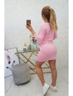 Svetloružové viskózové šaty so zaväzovaním v páse Svetloružové viskózové šaty so zaväzovaním v páse