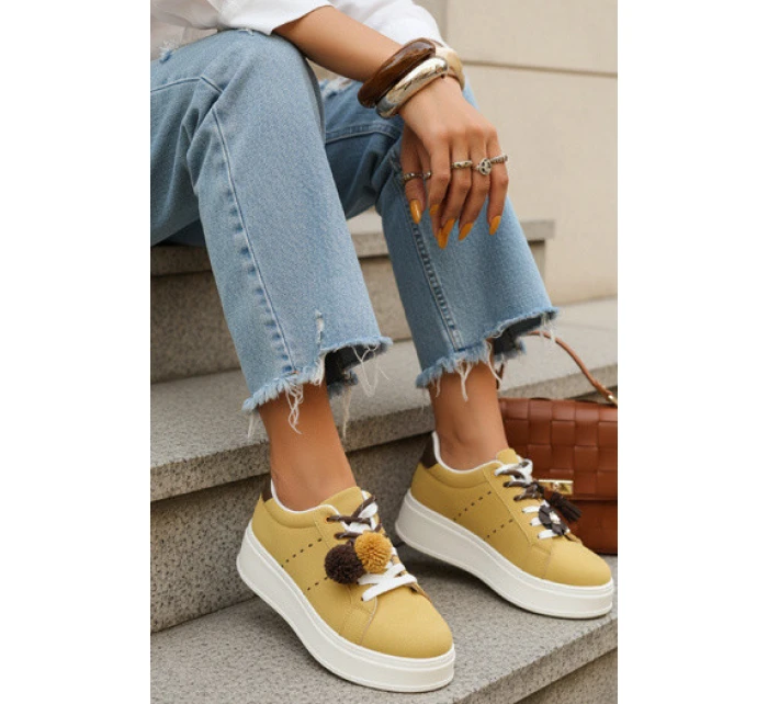 Dámské tenisky na platformě žluté Dstreet model 21996408 - FashionStreet Dámské tenisky na platformě žluté Dstreet model 21996408 - FashionStreet