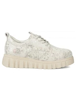 Kožené boty na platformě se květy  model 22068791 - FILIPPO