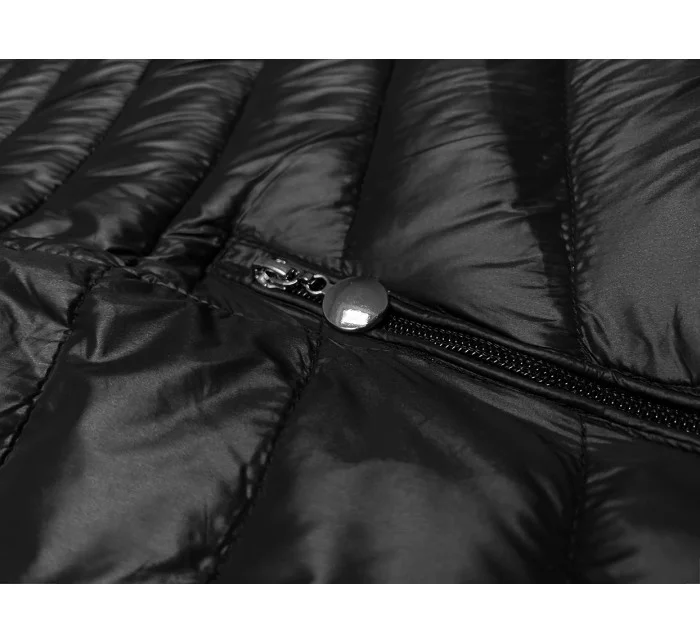 Černá dámská prošívaná bunda s odepínací kapucí model 19456753 - S'WEST Černá dámská prošívaná bunda s odepínací kapucí model 19456753 - S'WEST