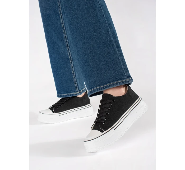 Luxusné dámske čierne tenisky na platforme Luxusné dámske čierne tenisky na platforme