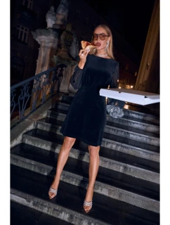 M886 Zamatové šaty so šifónovými rukávmi - čierne