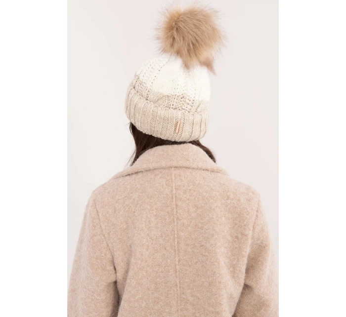 Cap model 201412 Rue Paris