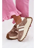 z semiše na masivní platformě Béžové model 22031733 - D&A z semiše na masivní platformě Béžové model 22031733 - D&A