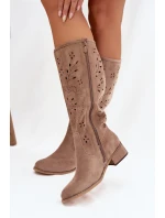 Dámske perforované čižmy na podpätku Helinna - béžové Dámske perforované čižmy na podpätku Helinna - béžové
