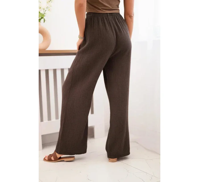 Mušelínové nohavice so širokými nohavicami hnedej farby