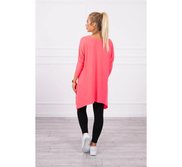 Oversize halenka s potiskem model 18745782 rtů růžová neonová - K-Fashion Oversize halenka s potiskem model 18745782 rtů růžová neonová - K-Fashion