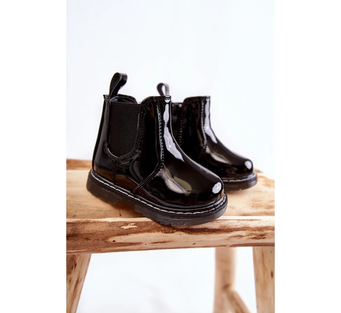 Dětské Lakované zateplené boty černé model 21597431 - Boto Dětské Lakované zateplené boty černé model 21597431 - Boto